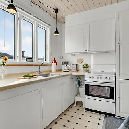 3 Bedroom Amazing In Give * Uve